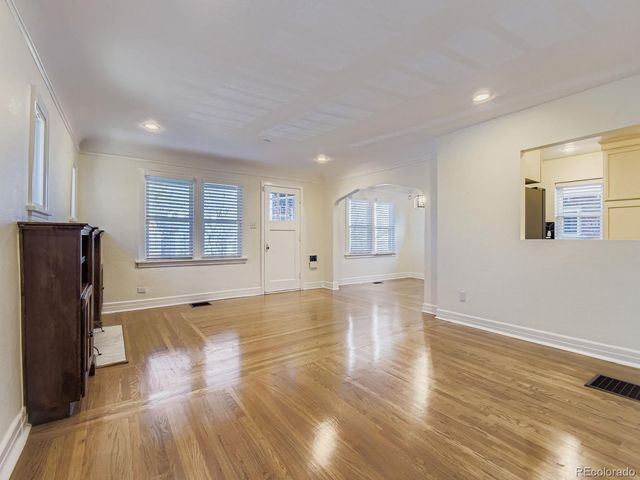 3334 W 37th Avenue, Denver, CO 80211