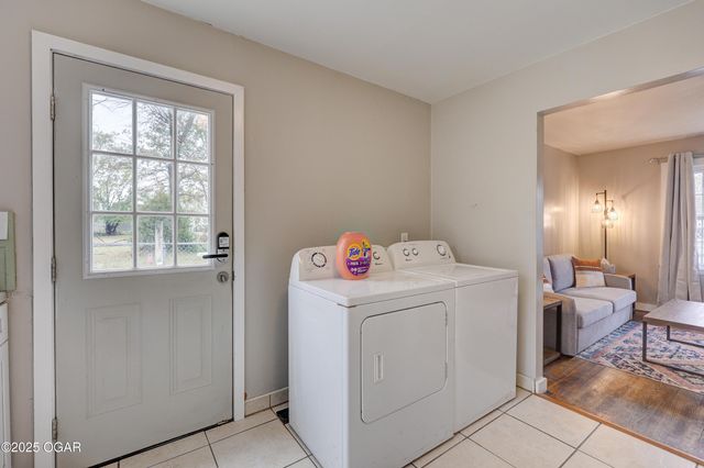 1713 Indiana Avenue, Joplin, MO 64804