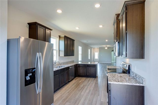 520 Republic DR, Liberty Hill, TX 78642