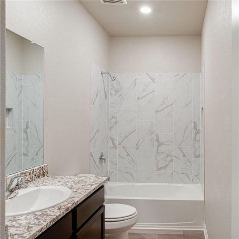 520 Republic DR, Liberty Hill, TX 78642