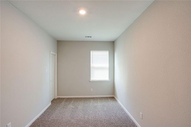 520 Republic DR, Liberty Hill, TX 78642