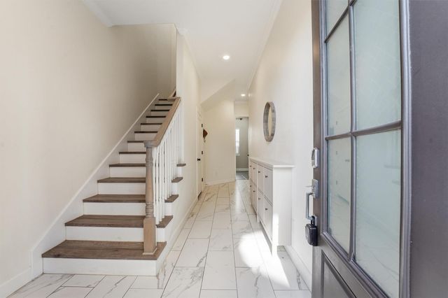 2117 Naomi Street B, Houston, TX 77054