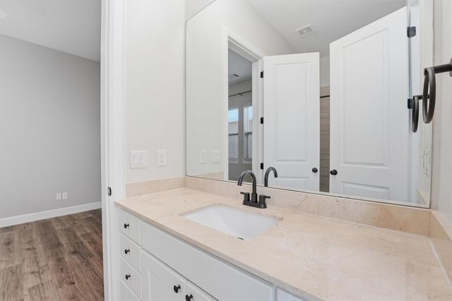 2117 Naomi Street B, Houston, TX 77054