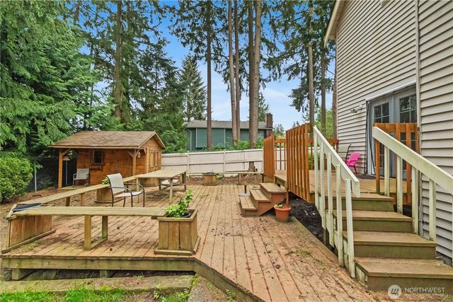 10833 32nd Drive SE, Everett, WA 98208