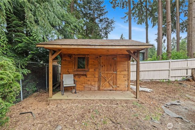 10833 32nd Drive SE, Everett, WA 98208