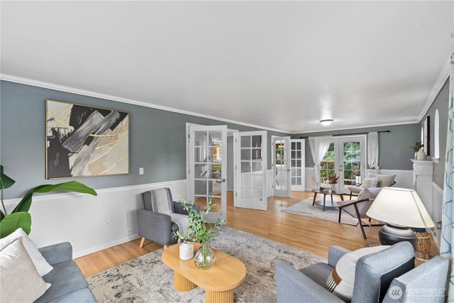 10833 32nd Drive SE, Everett, WA 98208