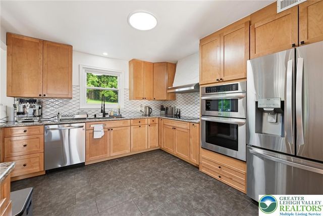 4673 Steven Lane, Lehigh Twp, PA 18088