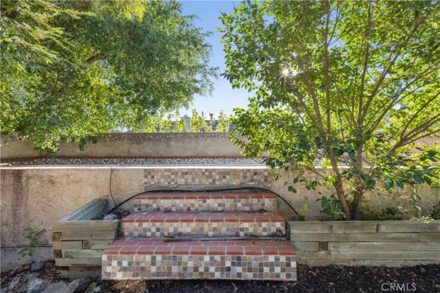 25048 Wheeler, Newhall, CA 91321