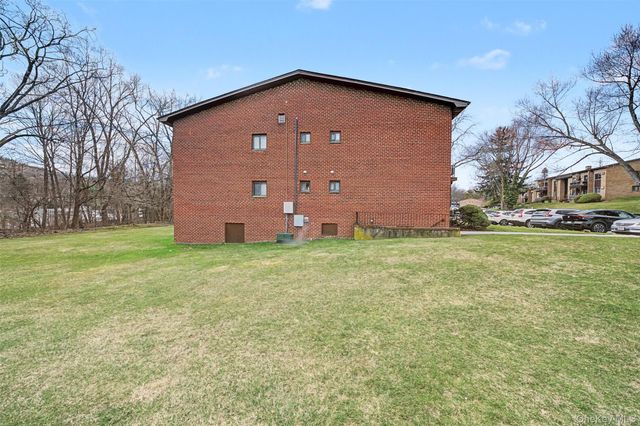 14 Charles Lane 2D, Pomona, NY 10970