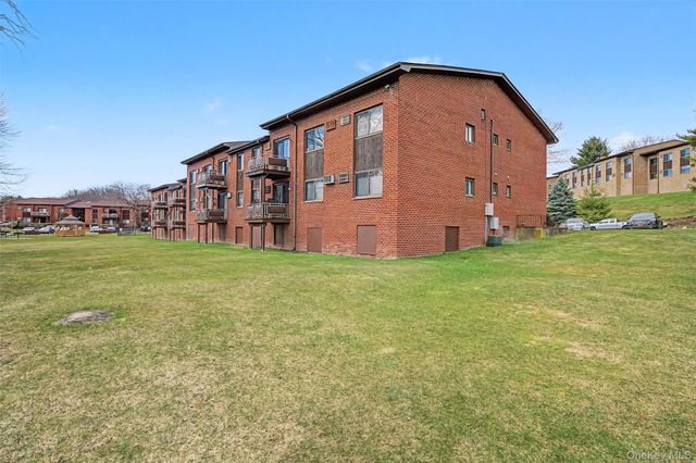 14 Charles Lane 2D, Pomona, NY 10970