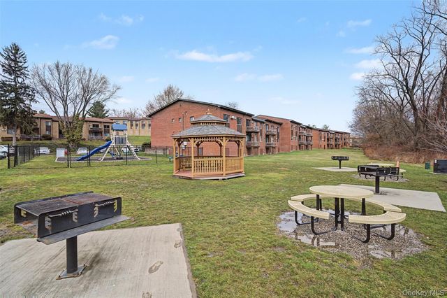 14 Charles Lane 2D, Pomona, NY 10970