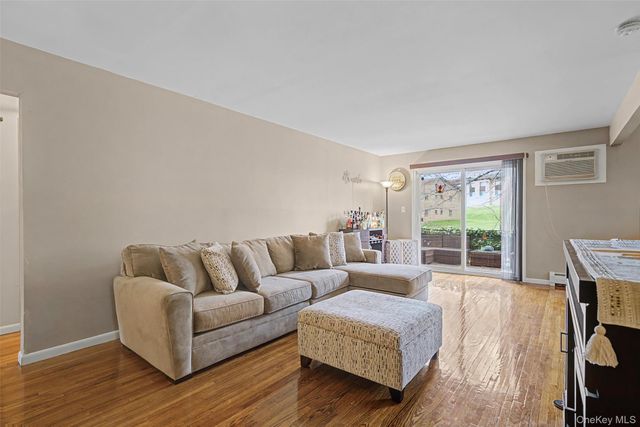 14 Charles Lane 2D, Pomona, NY 10970