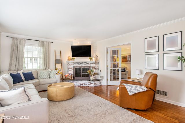 161 Cottage Road, Wyckoff, NJ 07481