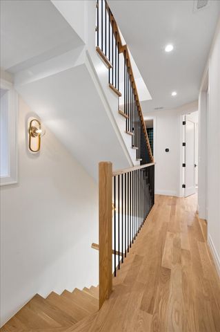 529 N Hartland Court, Chicago, IL 60622