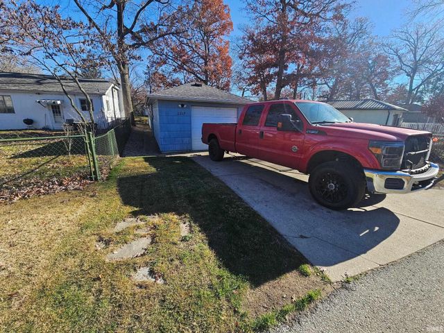 2237 Hollywood Place Street, South Bend, IN 46616