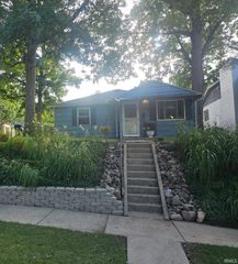 2237 Hollywood Place Street, South Bend, IN 46616