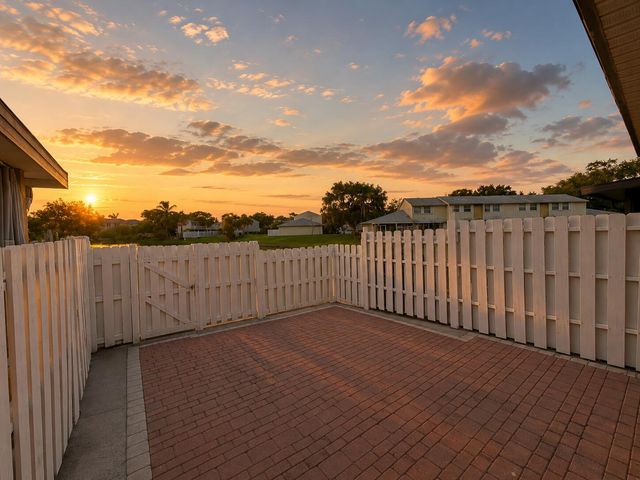 887 Crystal Lake Drive, Pompano Beach, FL 33064