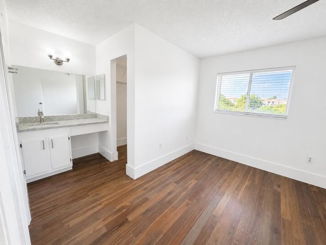 887 Crystal Lake Drive, Pompano Beach, FL 33064
