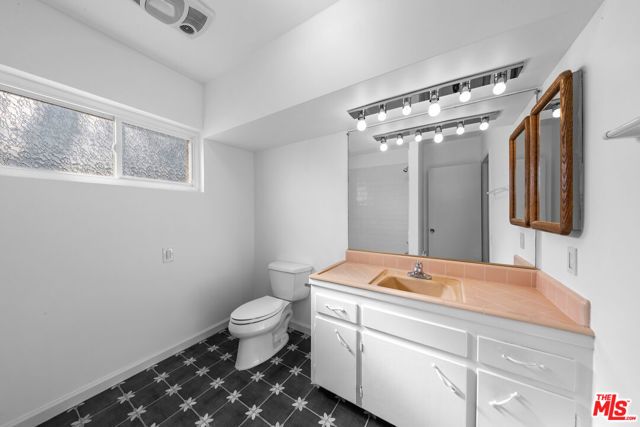 9413 La Reina Place, Tujunga (los Angeles), CA 91042