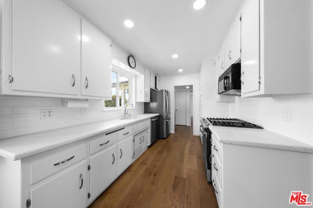 9413 La Reina Place, Tujunga (los Angeles), CA 91042