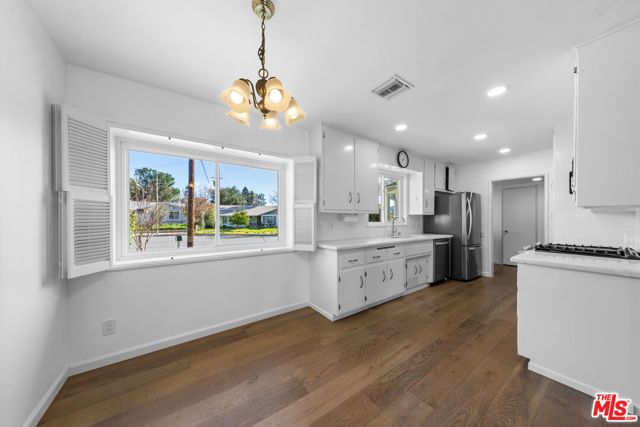 9413 La Reina Place, Tujunga (los Angeles), CA 91042