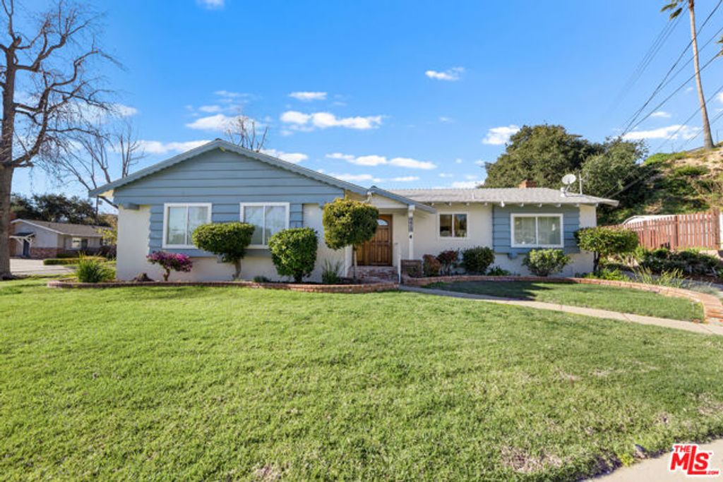 9413 La Reina Place, Tujunga (los Angeles), CA 91042