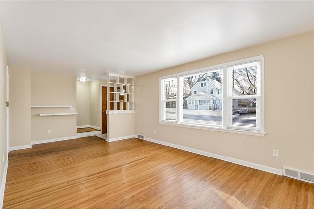 226 Peart Avenue, Irondequoit, NY 14622