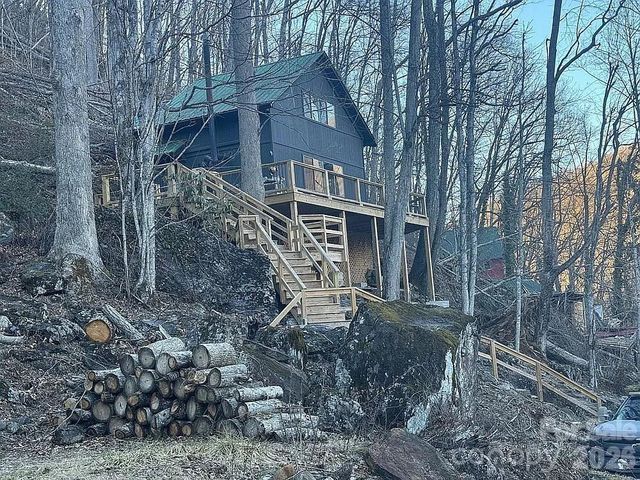 88 Mountain Farm Road, Burnsville, NC 28714