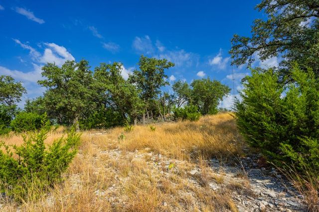 605 Elkhorn Circle, Mountain Home, TX 78058