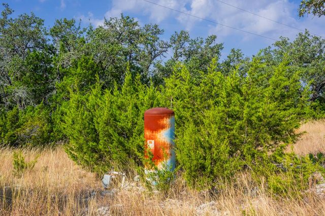 605 Elkhorn Circle, Mountain Home, TX 78058