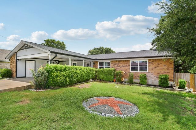 709 Harvey Ave, Burnet, TX 78611