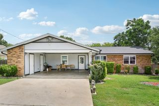 709 Harvey Ave, Burnet, TX 78611