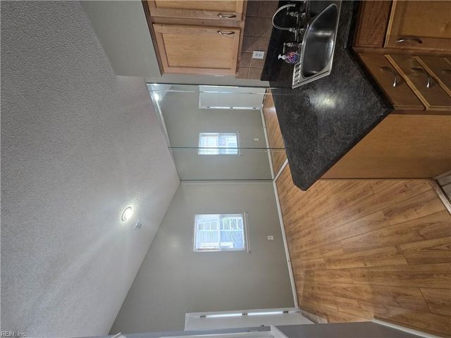12759 Saint James Pl Apt G, Newport News, VA 23602