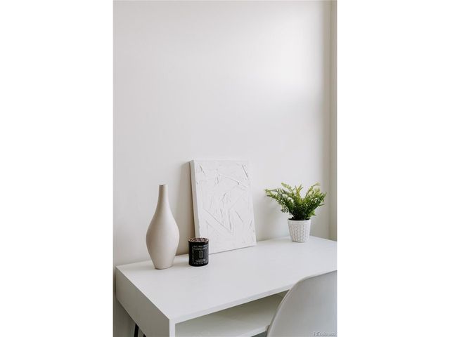 2880 Zuni St 406, Denver, CO 80211