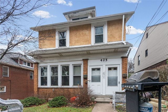 425 Braddock Rd, Forest Hills Boro, PA 15221