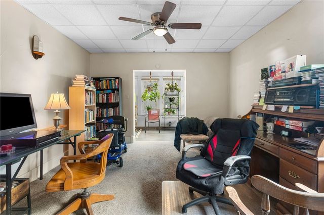 425 Braddock Rd, Forest Hills Boro, PA 15221