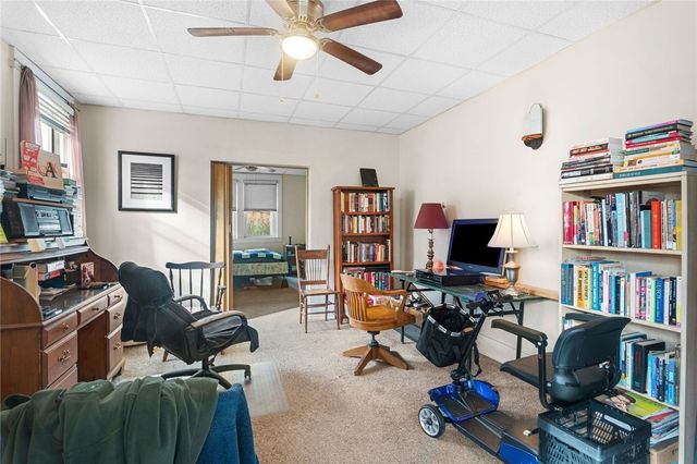 425 Braddock Rd, Forest Hills Boro, PA 15221