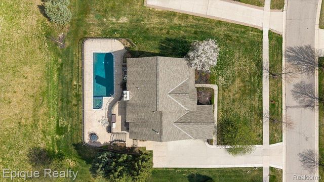 1014 Chelsea Boulevard, Oxford Charter Township, MI 48371