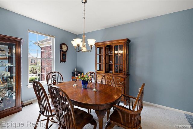1014 Chelsea Boulevard, Oxford Charter Township, MI 48371