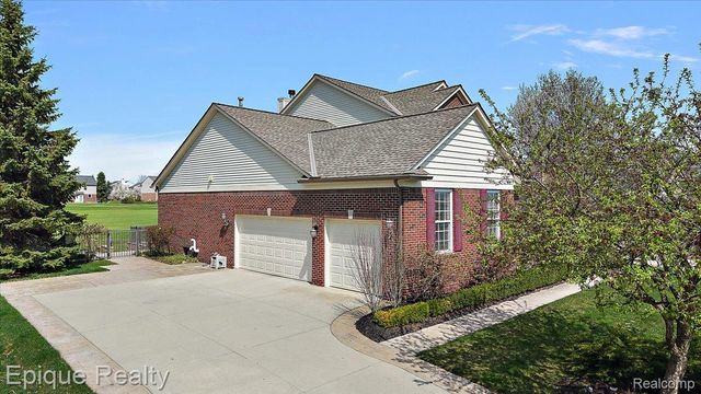 1014 Chelsea Boulevard, Oxford Charter Township, MI 48371