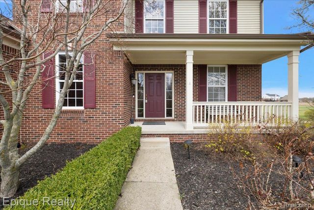 1014 Chelsea Boulevard, Oxford Charter Township, MI 48371