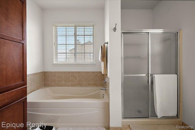 1014 Chelsea Boulevard, Oxford Charter Township, MI 48371