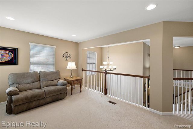 1014 Chelsea Boulevard, Oxford Charter Township, MI 48371
