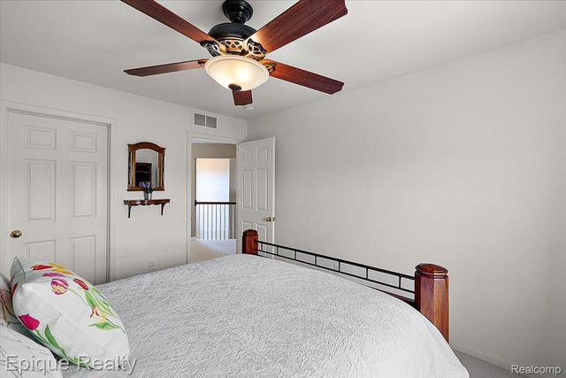 1014 Chelsea Boulevard, Oxford Charter Township, MI 48371