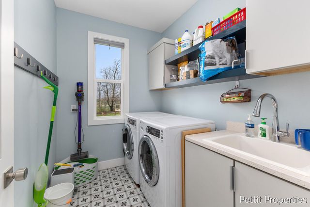1835 Gloryfield Drive, Byron Center, MI 49315