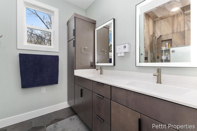 1835 Gloryfield Drive, Byron Center, MI 49315