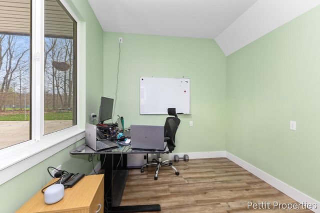 1835 Gloryfield Drive, Byron Center, MI 49315