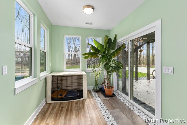 1835 Gloryfield Drive, Byron Center, MI 49315