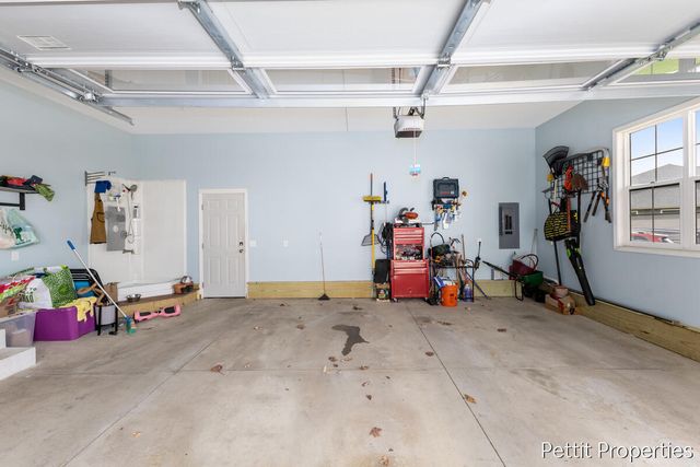 1835 Gloryfield Drive, Byron Center, MI 49315