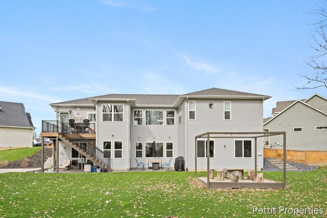 1835 Gloryfield Drive, Byron Center, MI 49315